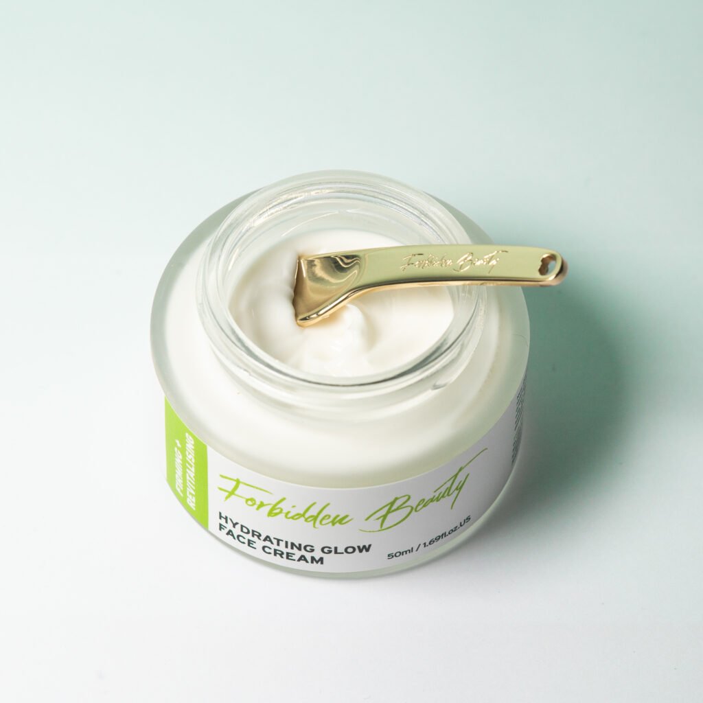 Hydrating Glow Face Cream opened image